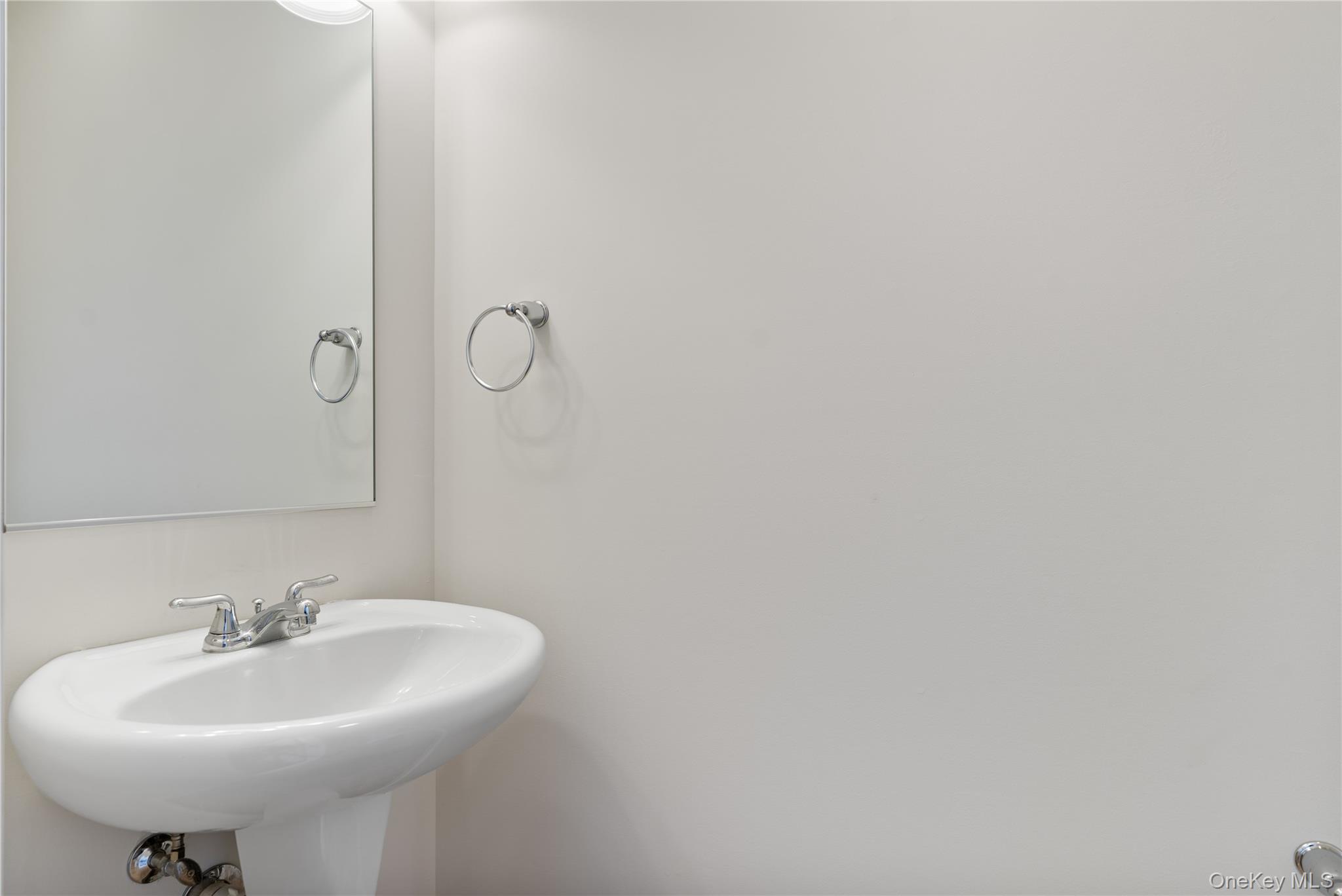 9 Ralph Brach Drive Wallkill, NY 12589 - Photo 14 of 36