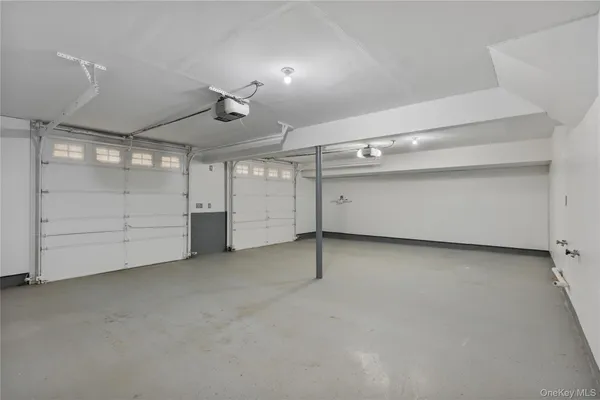 a view of a garage