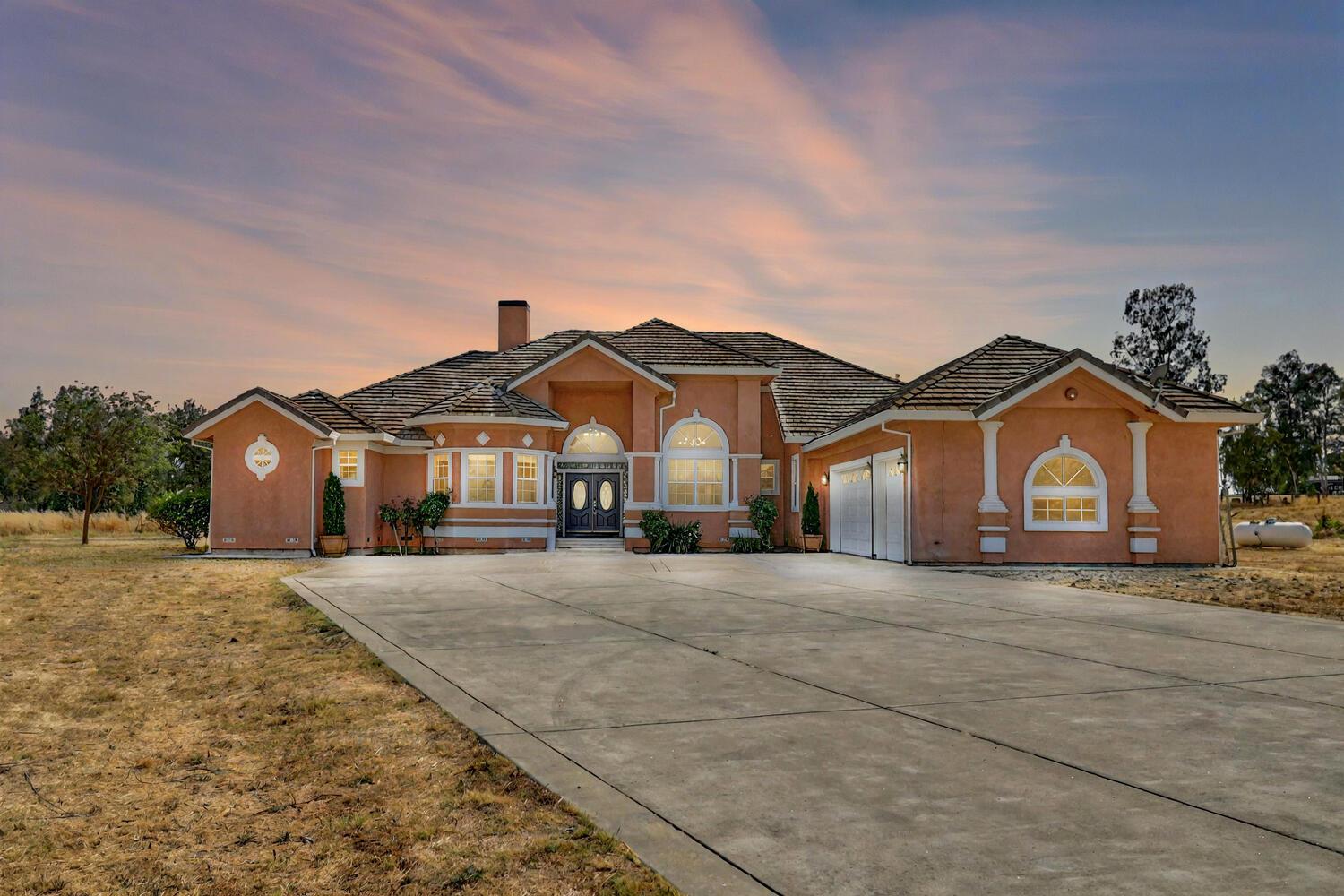 12050 Woods Road Wilton, CA 95693 - Photo 1 of 1 Gallery Image 1