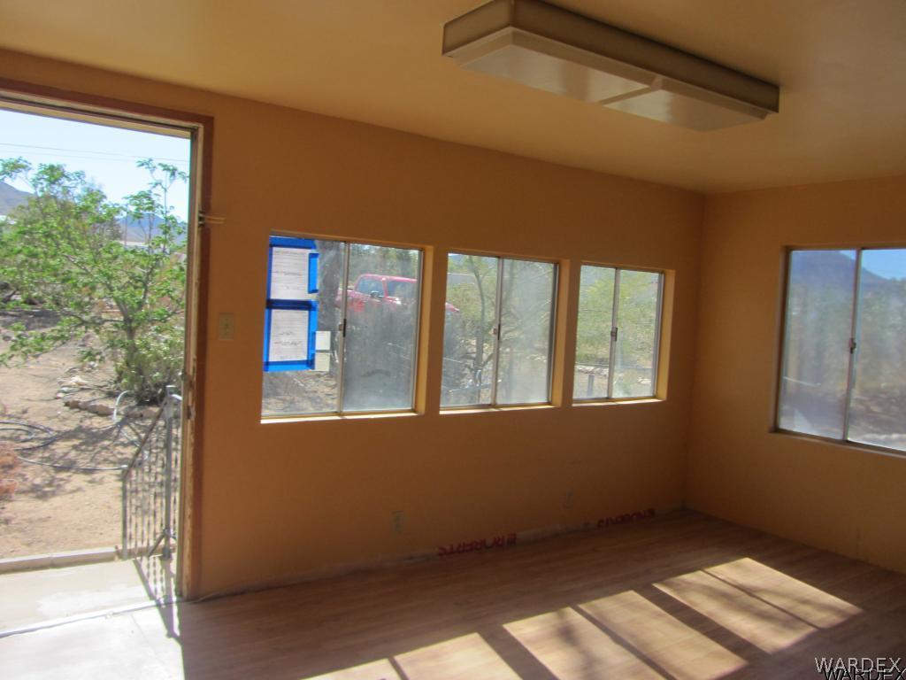 3565 Bowie Road Golden Valley, AZ 86413 - Photo 3 of 27