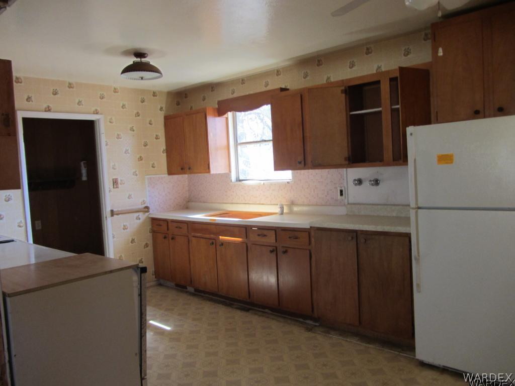 3565 Bowie Road Golden Valley, AZ 86413 - Photo 4 of 27