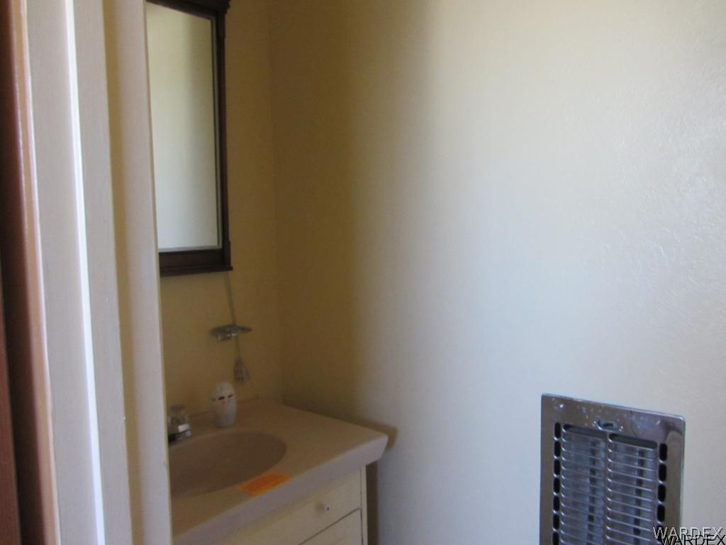 3565 Bowie Road Golden Valley, AZ 86413 - Photo 8 of 27