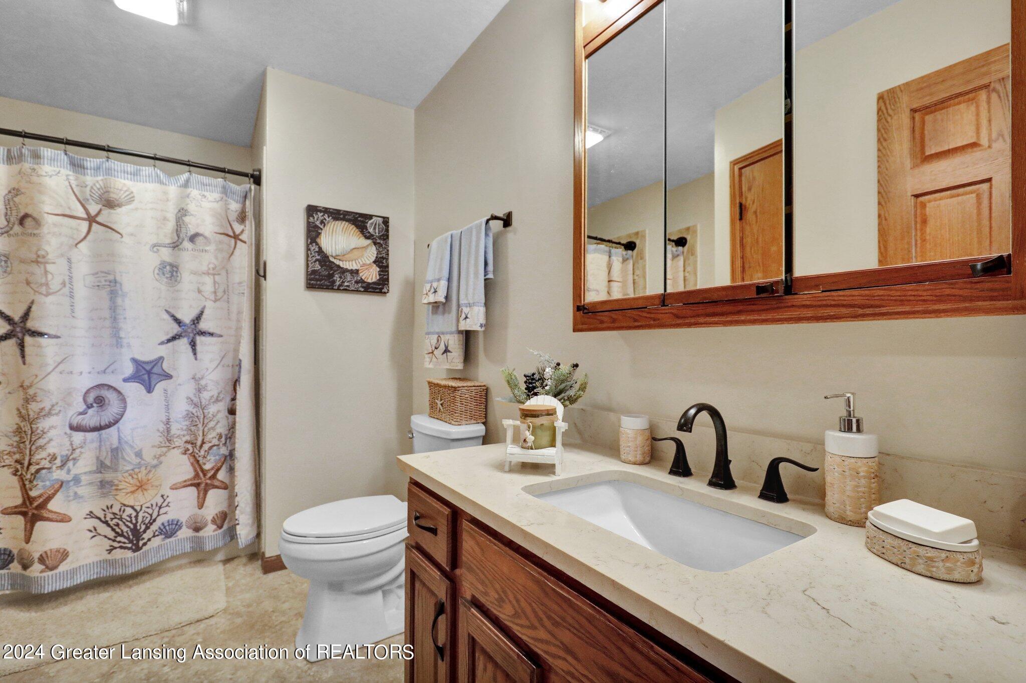 1660 North Waverly Road Holt, MI 48842 - Photo 7 of 59 5-web-or-mls-Open Ended Media-4