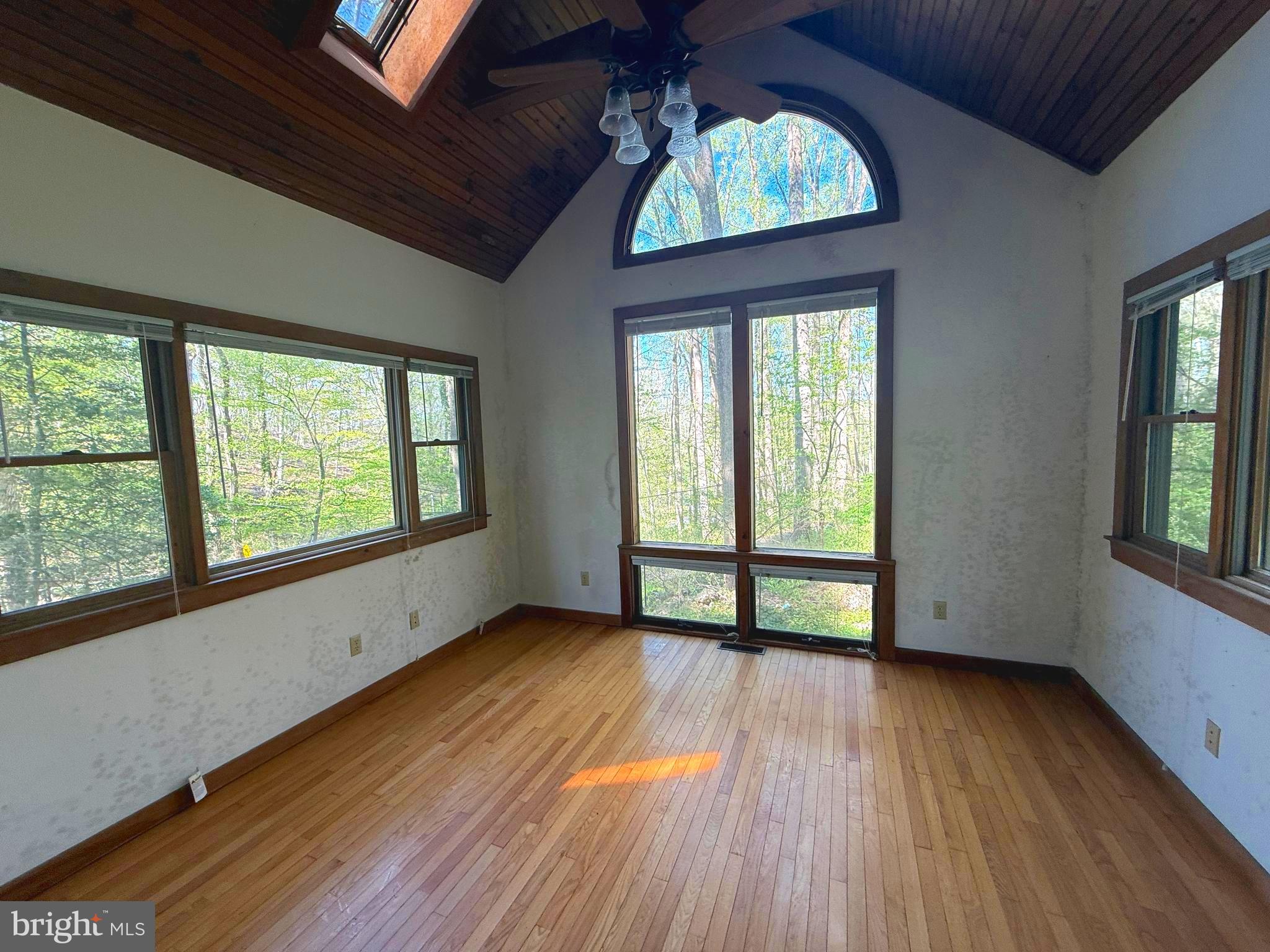 7126 Upper York Road New Hope, PA 18938 - Photo 11 of 27 Family Room