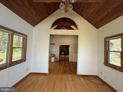 $390,000 | 7126 Upper York Road, New Hope, PA 18938