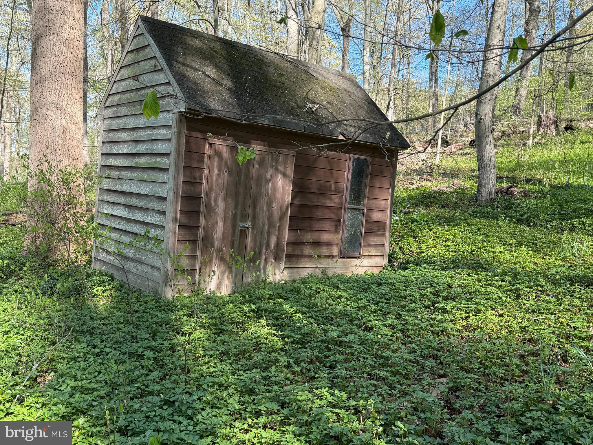 7126 Upper York Road New Hope, PA 18938 - Photo 27 of 27 Shed