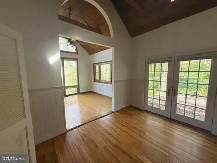 $390,000 | 7126 Upper York Road, New Hope, PA 18938