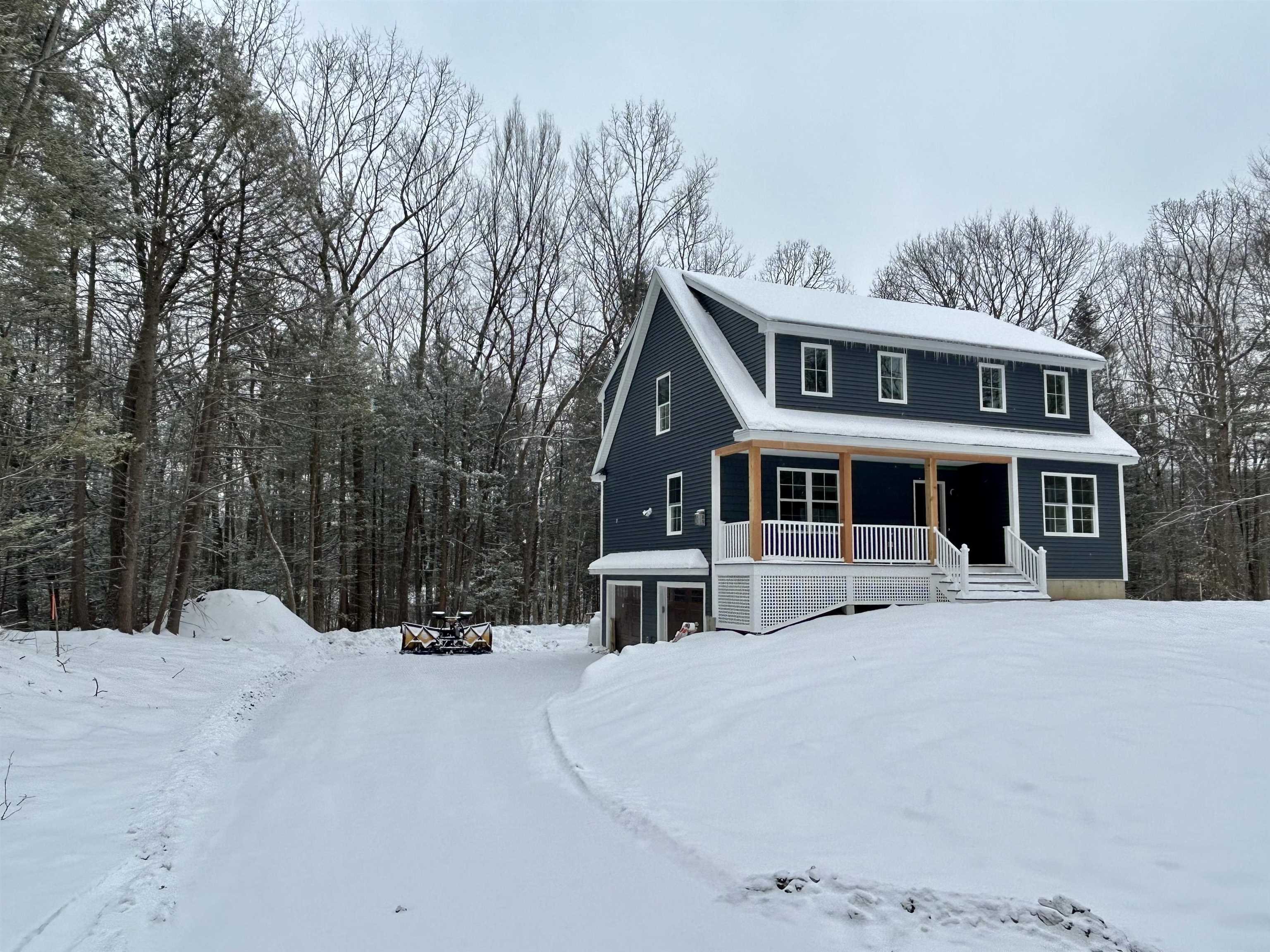 111 Danville Road East Hampstead, NH 03826 - Photo 4 of 20