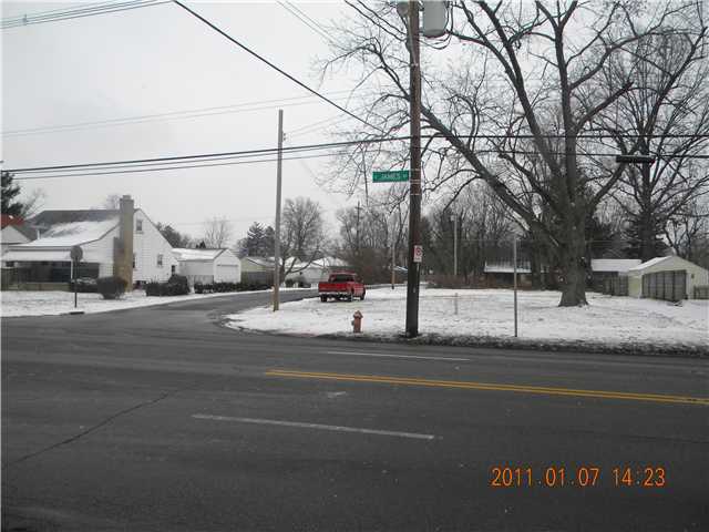 846 South James Road Columbus, OH 43227 - Photo 3 of 4 Gallery Image 3