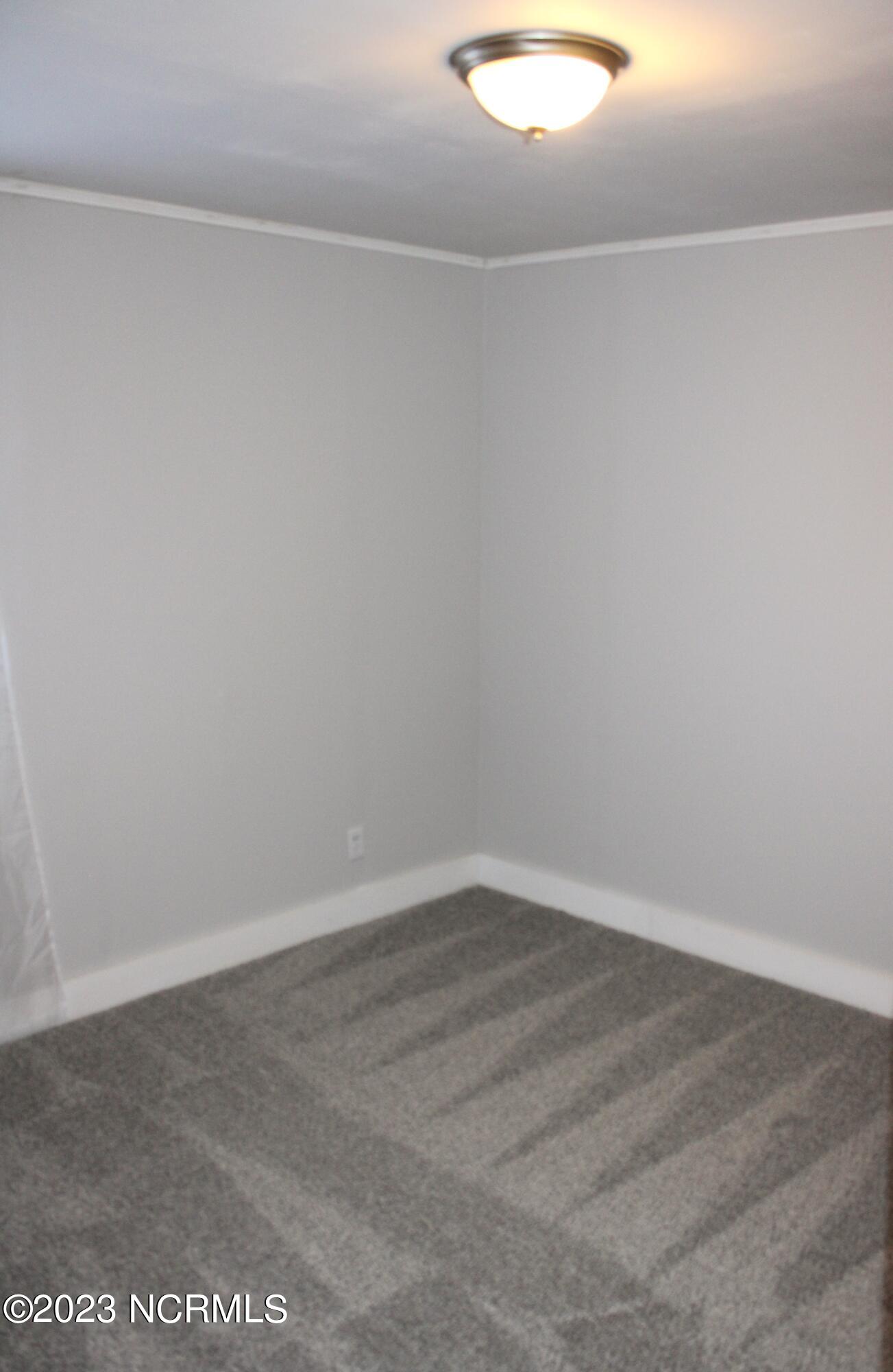 1490 Kellum Loop Road Jacksonville, NC 28546 - Photo 18 of 38 Bedroom 1