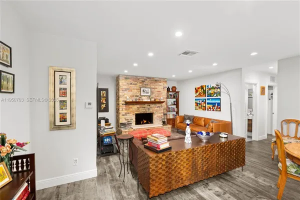$2,198,000 | 6809 Mentone Street, Coral Gables, FL 33146