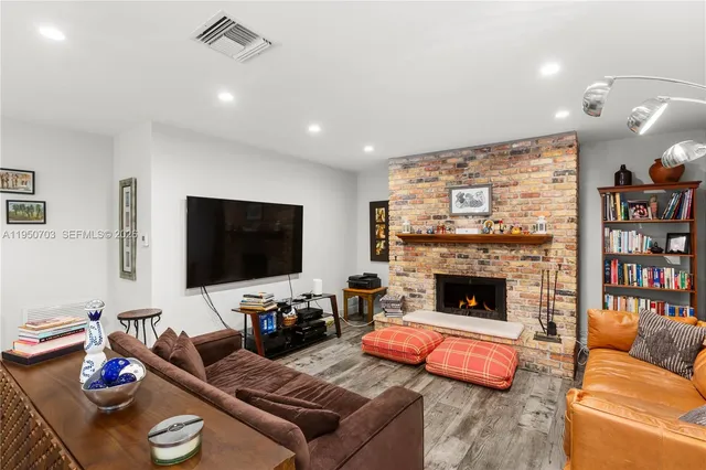 $2,198,000 | 6809 Mentone Street, Coral Gables, FL 33146