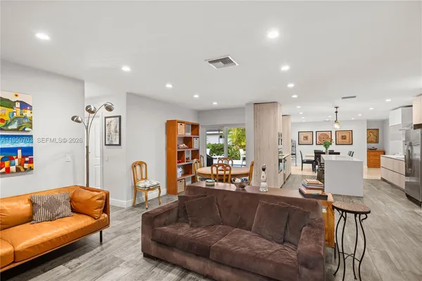 $2,198,000 | 6809 Mentone Street, Coral Gables, FL 33146