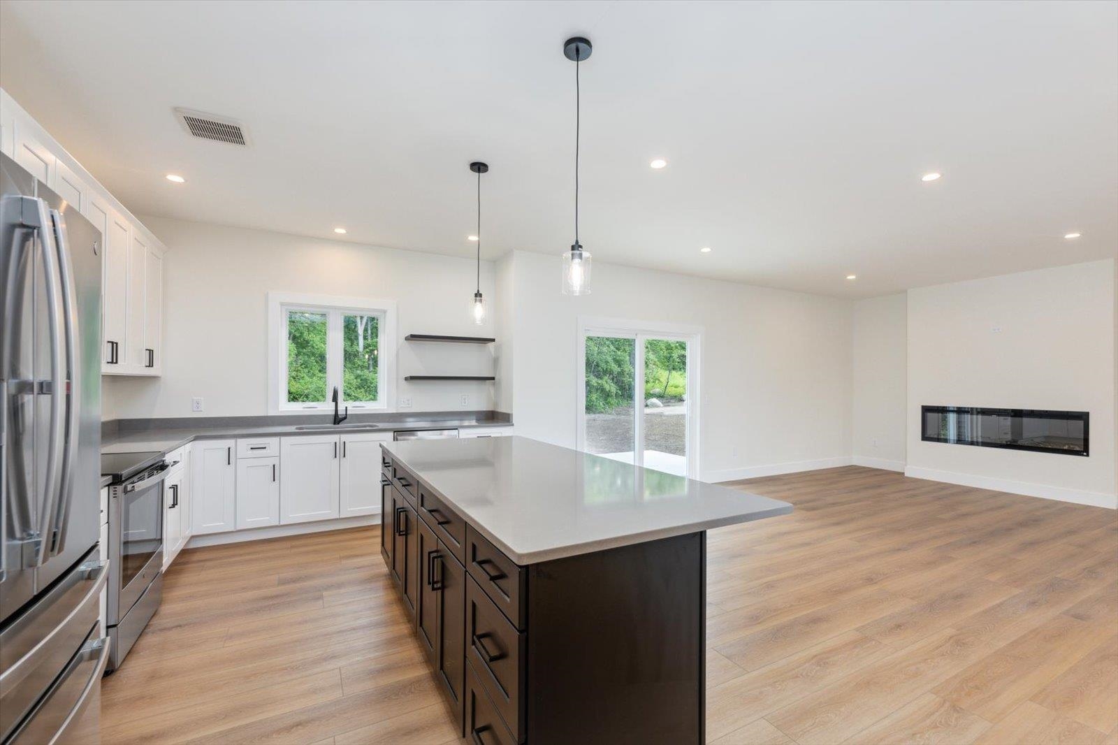 124 Forest Road Hancock, NH 03449 - Photo 12 of 27