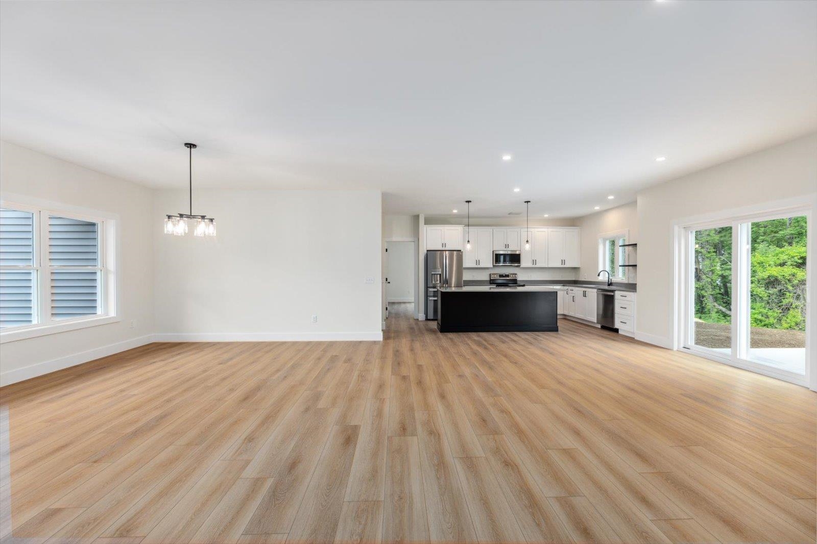 124 Forest Road Hancock, NH 03449 - Photo 3 of 27