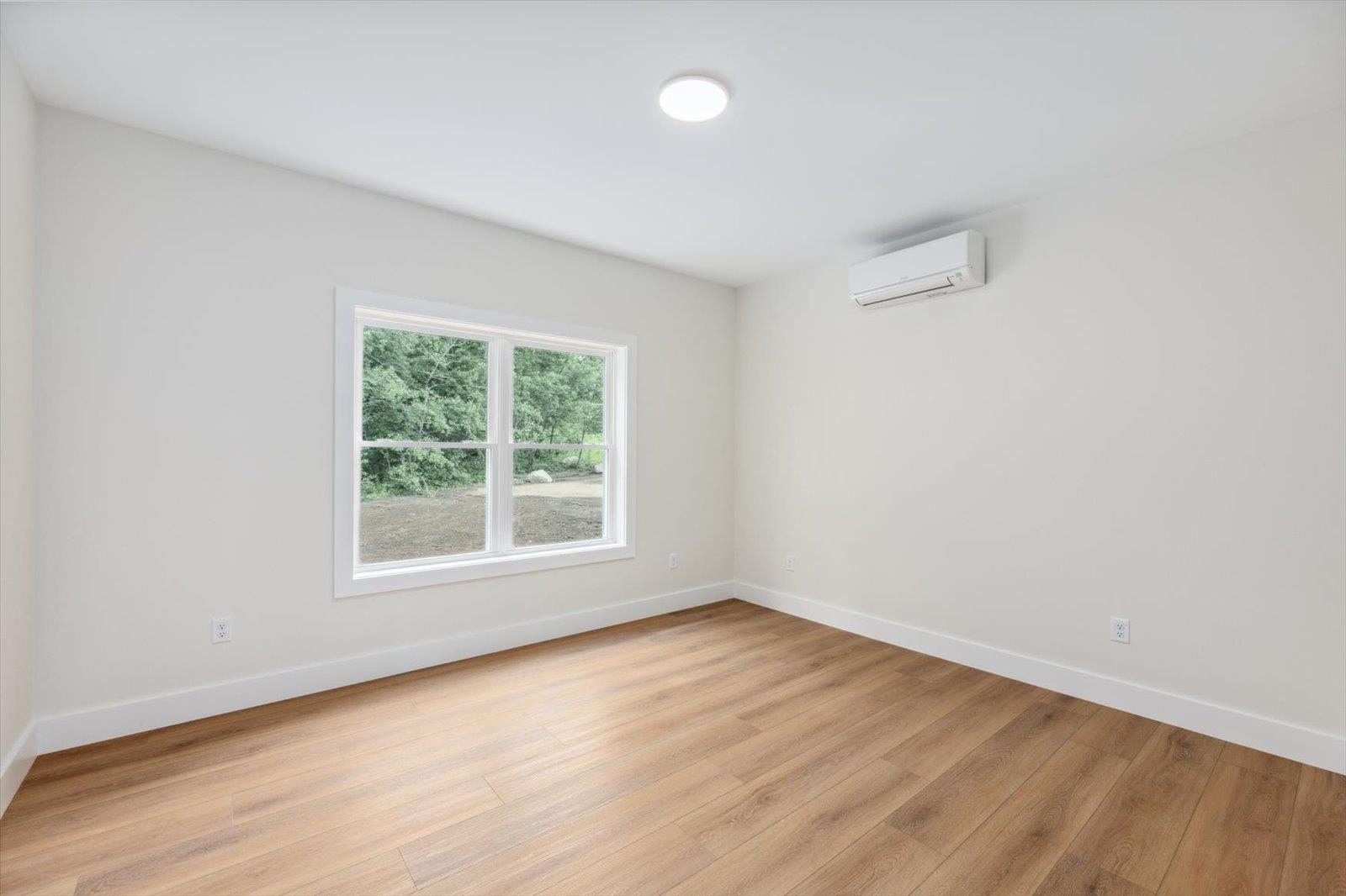 124 Forest Road Hancock, NH 03449 - Photo 4 of 27