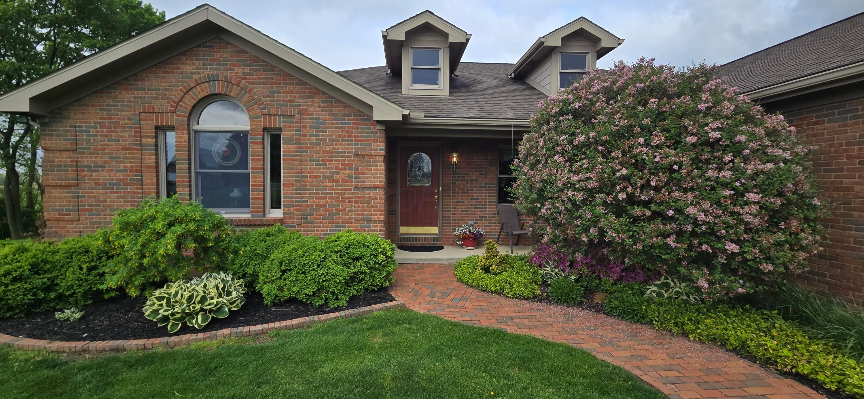 9421 Winchester Road Groveport, OH 43125 - Photo 2 of 55 1000006046