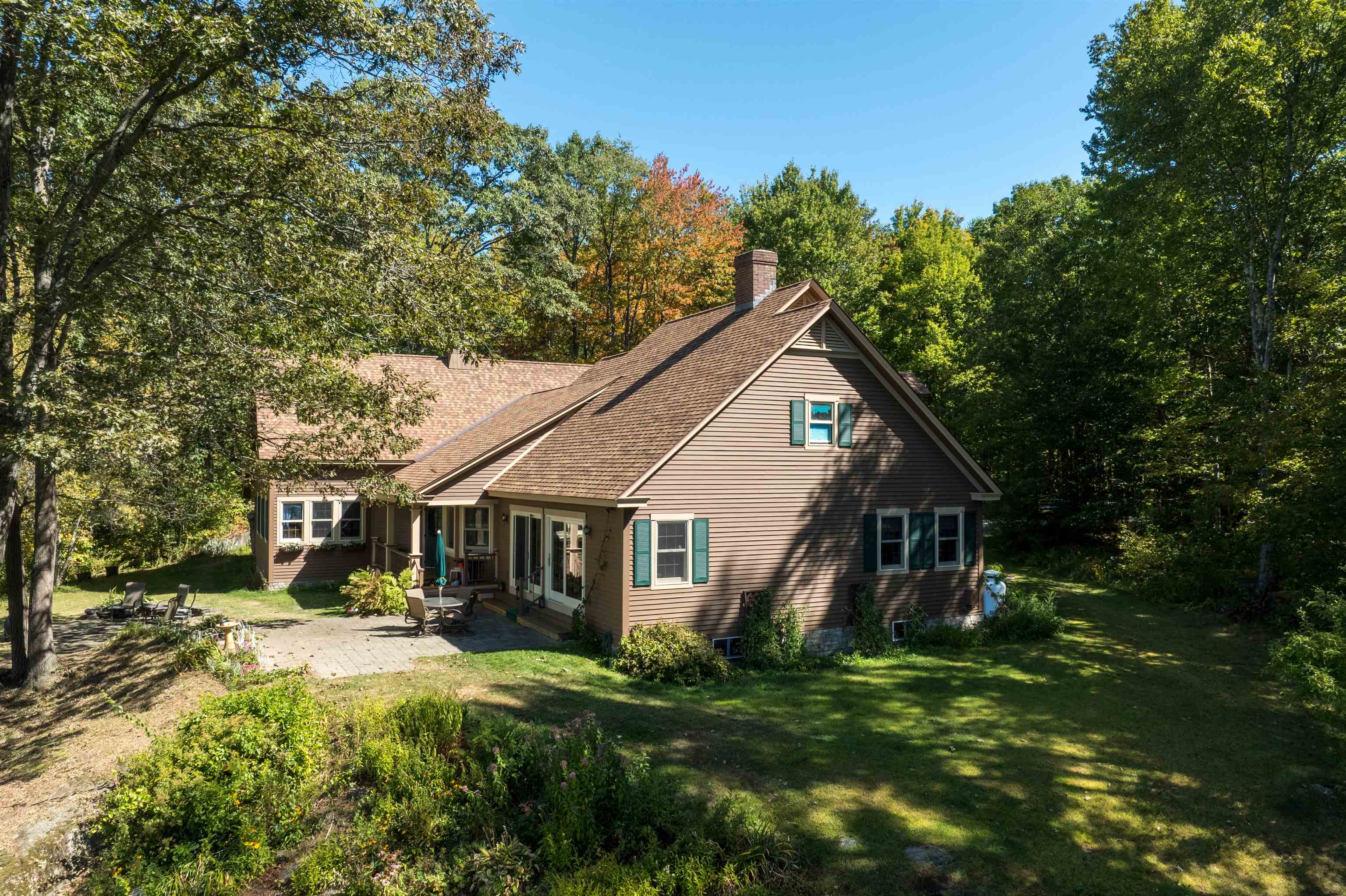 152 Parkview Road Springfield, VT 05156 - Photo 3 of 40