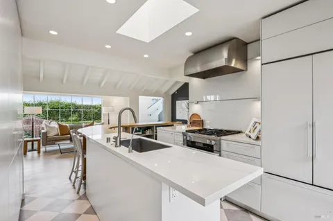 $5,995,000 | 44 San Rafael Avenue, Belvedere, CA 94920