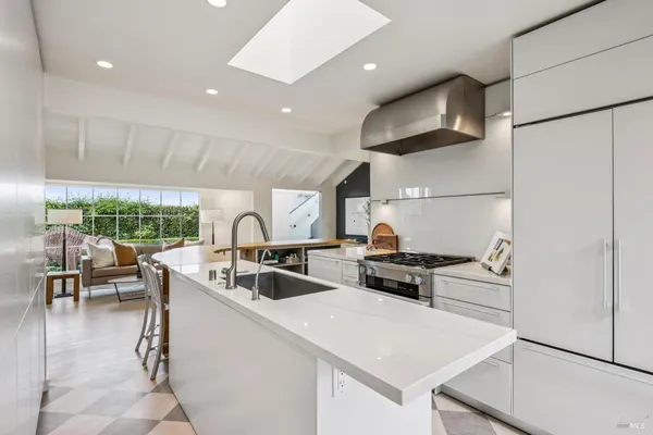 $5,995,000 | 44 San Rafael Avenue, Belvedere, CA 94920