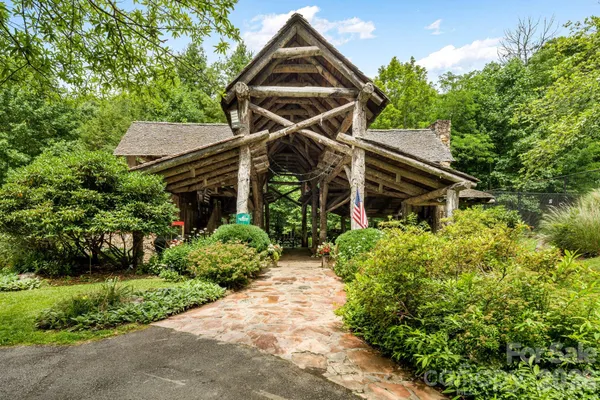 $430,000 | 422 Glenaire Drive, Mars Hill, NC 28754