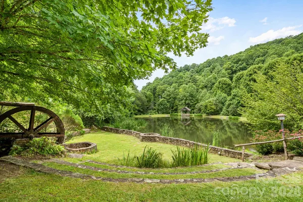 $430,000 | 422 Glenaire Drive, Mars Hill, NC 28754