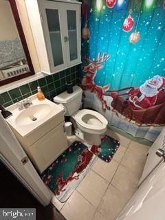 43 Mintleaf Road Levittown, PA 19056 - Photo 6 of 13 Gallery Image 6