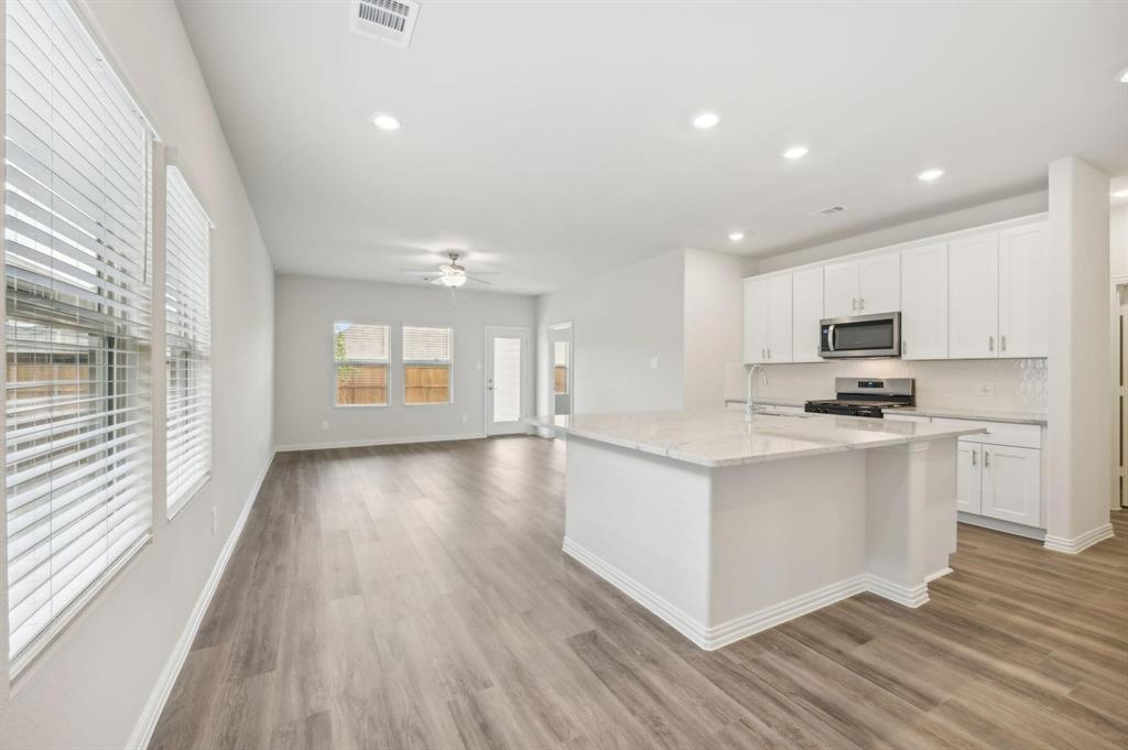 519 Ridgedale Drive McKinney, TX 75071 - Photo 5 of 26