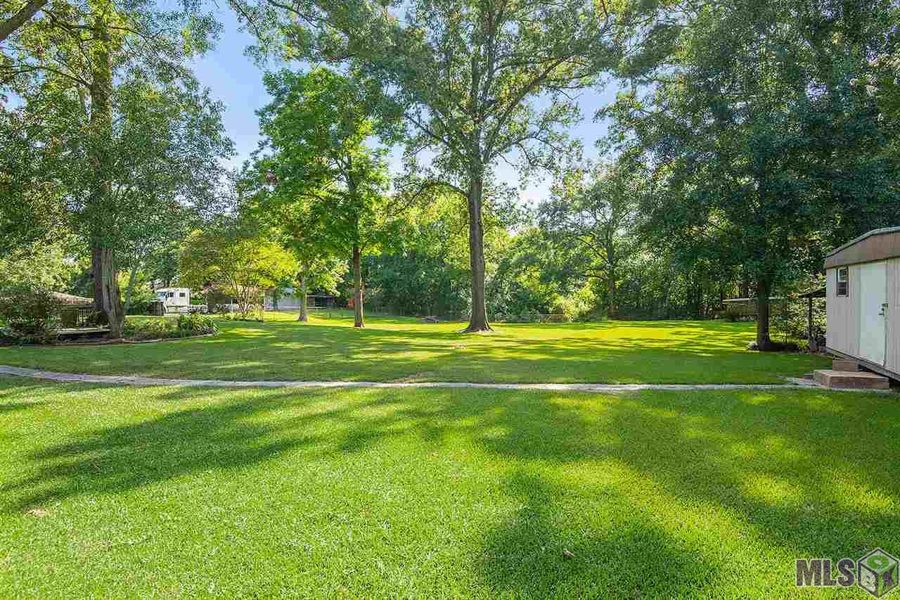 4925 West Green Ridge Drive Baton Rouge, LA 70814 - Photo 3 of 13 Backyard