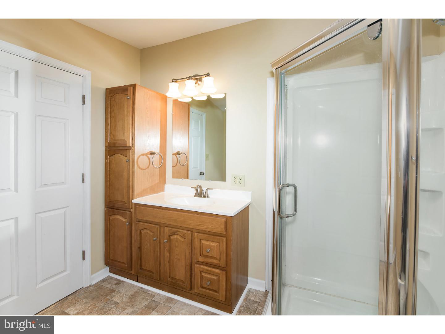 300 West Ruth Avenue Robesonia, PA 19551 - Photo 15 of 21 Bathroom