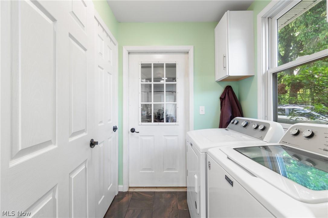 3255 Old Weymouth Road Medina, OH 44256 - Photo 14 of 31 Washroom with washer and dryer and cabinets