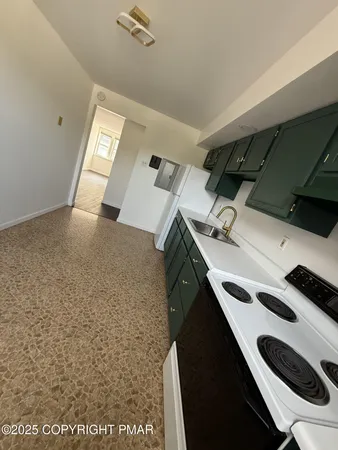 $900 | 132 East Main Street, Unit 3A, Girardville, PA 17935