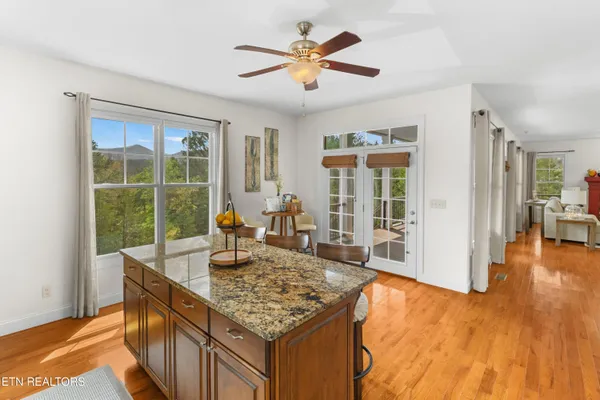 $1,299,000 | 2017 Paradise Hills Road, Dandridge, TN 37725