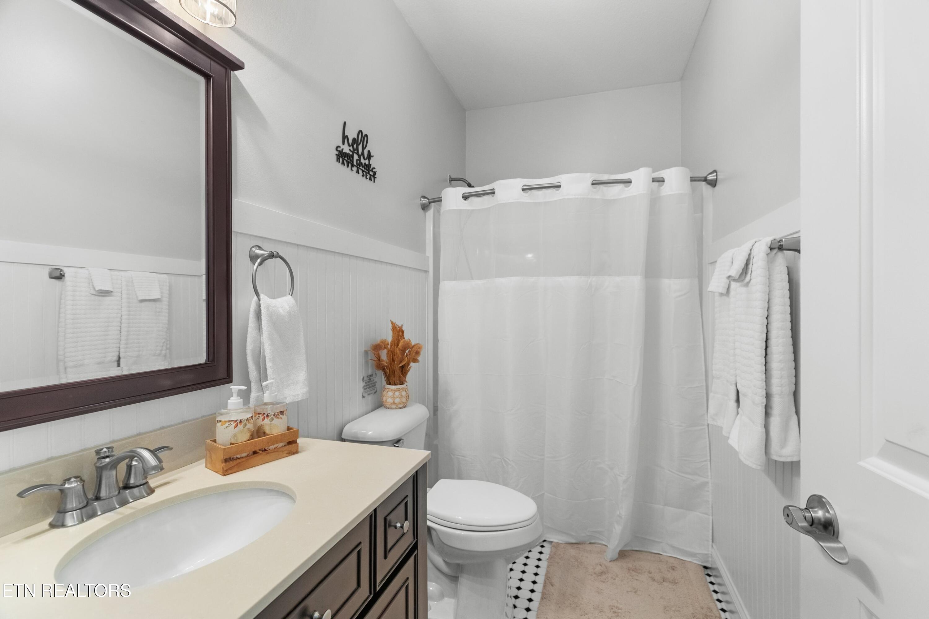 2017 Paradise Hills Road Dandridge, TN 37725 - Photo 20 of 57 020-2017ParadiseHillsRoad-Dandridge-TN-3