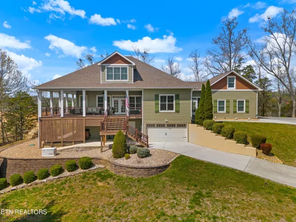 $1,299,000 | 2017 Paradise Hills Road, Dandridge, TN 37725