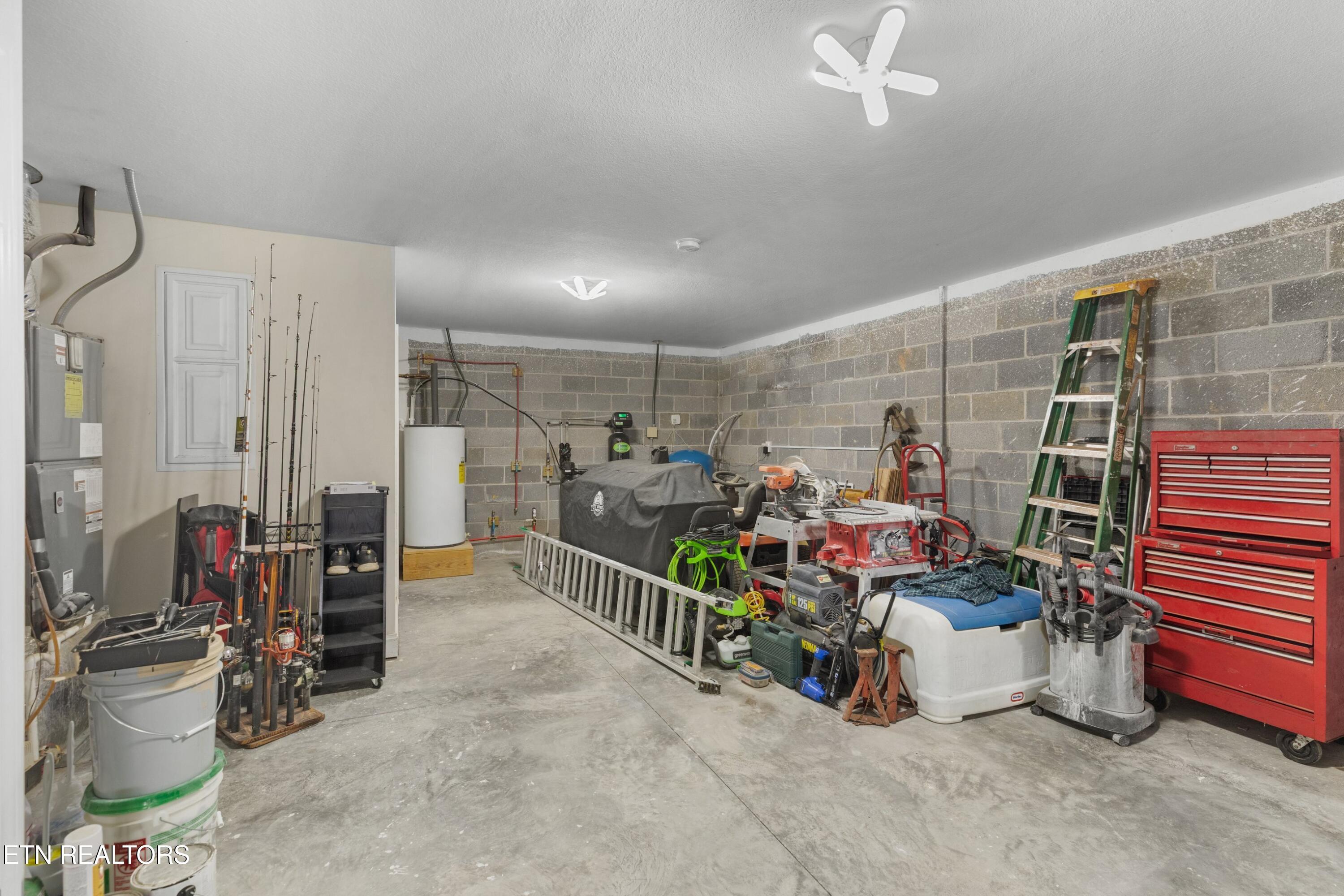 2017 Paradise Hills Road Dandridge, TN 37725 - Photo 32 of 57 034-2017ParadiseHillsRoad-Dandridge-TN-3