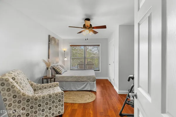 $1,299,000 | 2017 Paradise Hills Road, Dandridge, TN 37725