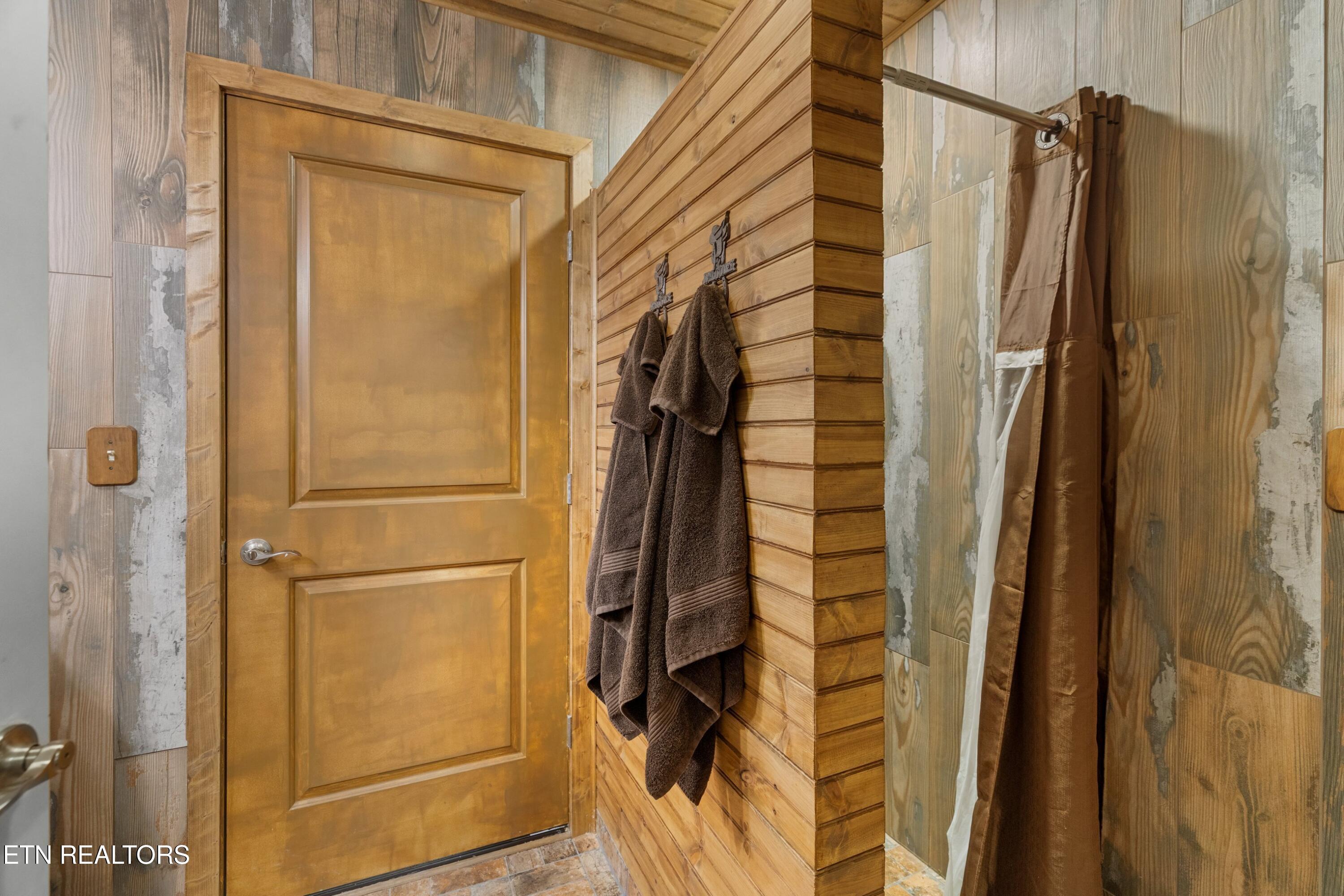 2017 Paradise Hills Road Dandridge, TN 37725 - Photo 41 of 57 043-2017ParadiseHillsRoad-Dandridge-TN-3