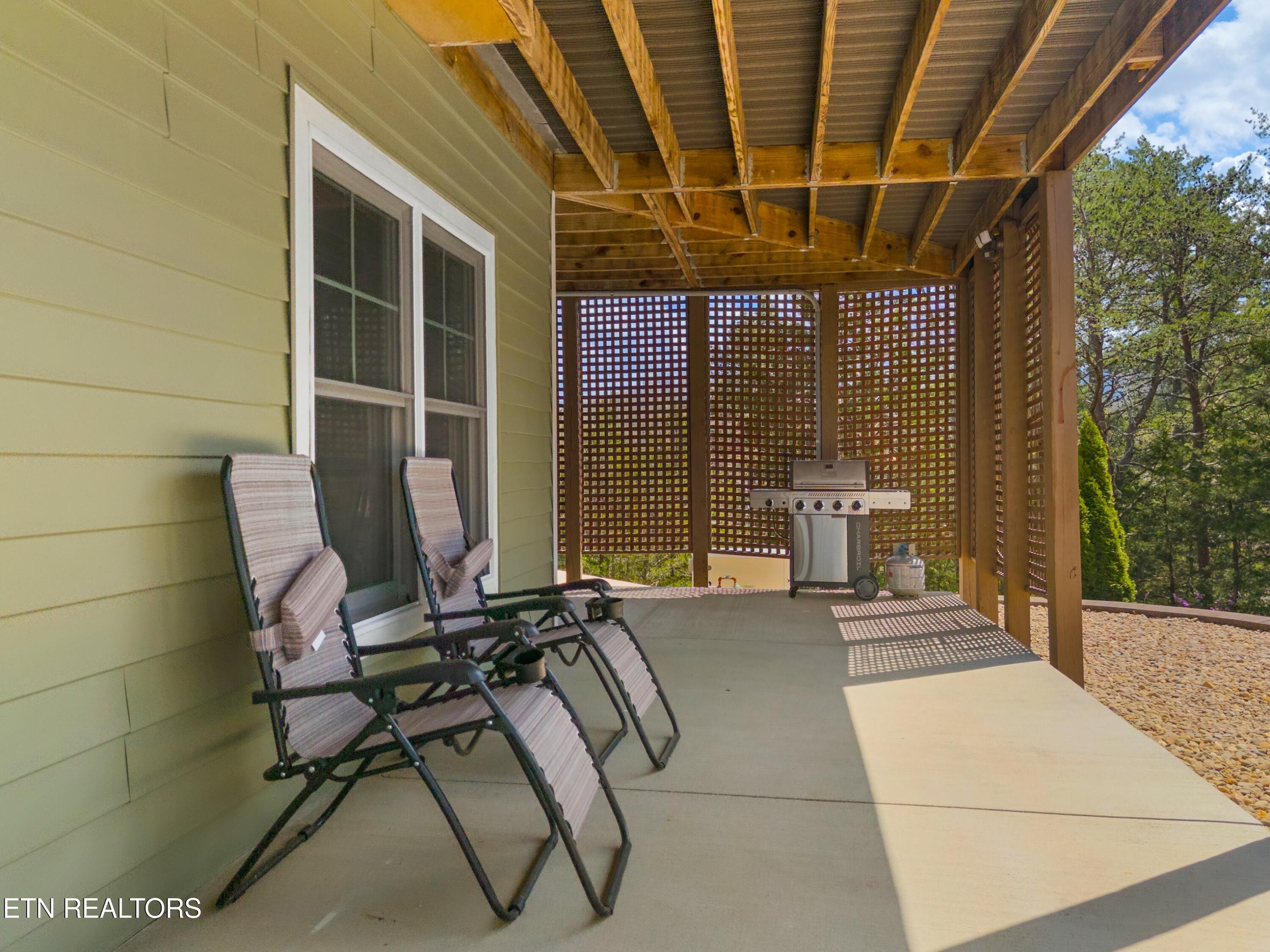 2017 Paradise Hills Road Dandridge, TN 37725 - Photo 48 of 57 050-2017ParadiseHillsRoad-Dandridge-TN-3