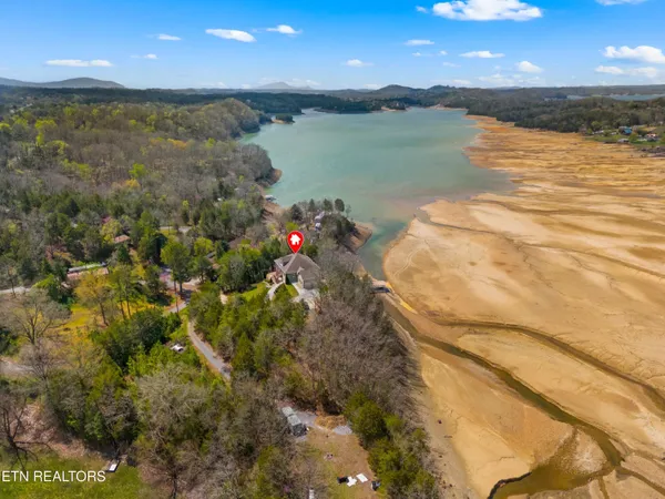 $1,299,000 | 2017 Paradise Hills Road, Dandridge, TN 37725