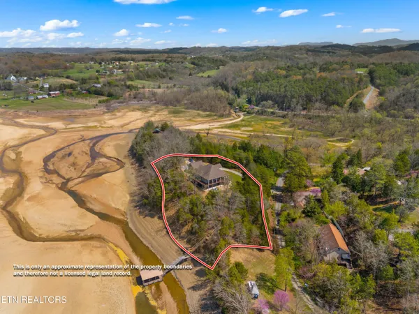 $1,299,000 | 2017 Paradise Hills Road, Dandridge, TN 37725