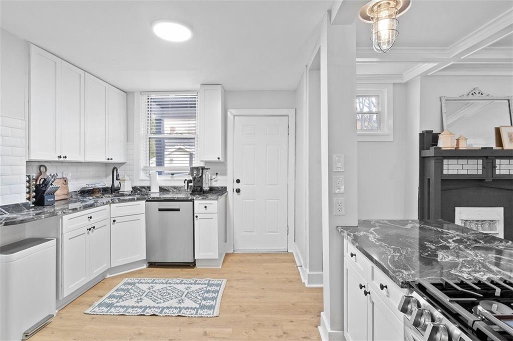 406 Maple Avenue Aspinwall, PA 15215 - Photo 14 of 42