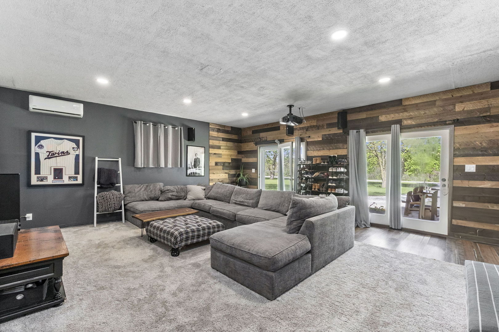 S888 Wenmoth Road Batavia, IL 60510 - Photo 12 of 40 a living room with furniture and a large window