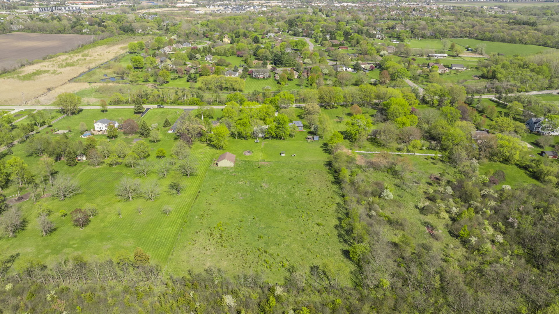 S888 Wenmoth Road Batavia, IL 60510 - Photo 33 of 40 a view of a big yard of the house
