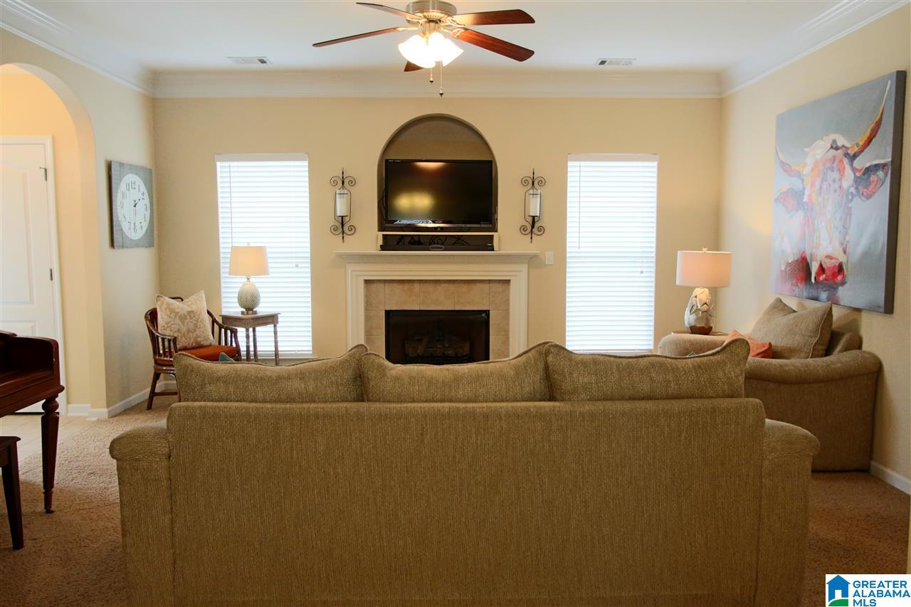 157 Highview Cove Pelham, AL 35124 - Photo 8 of 40