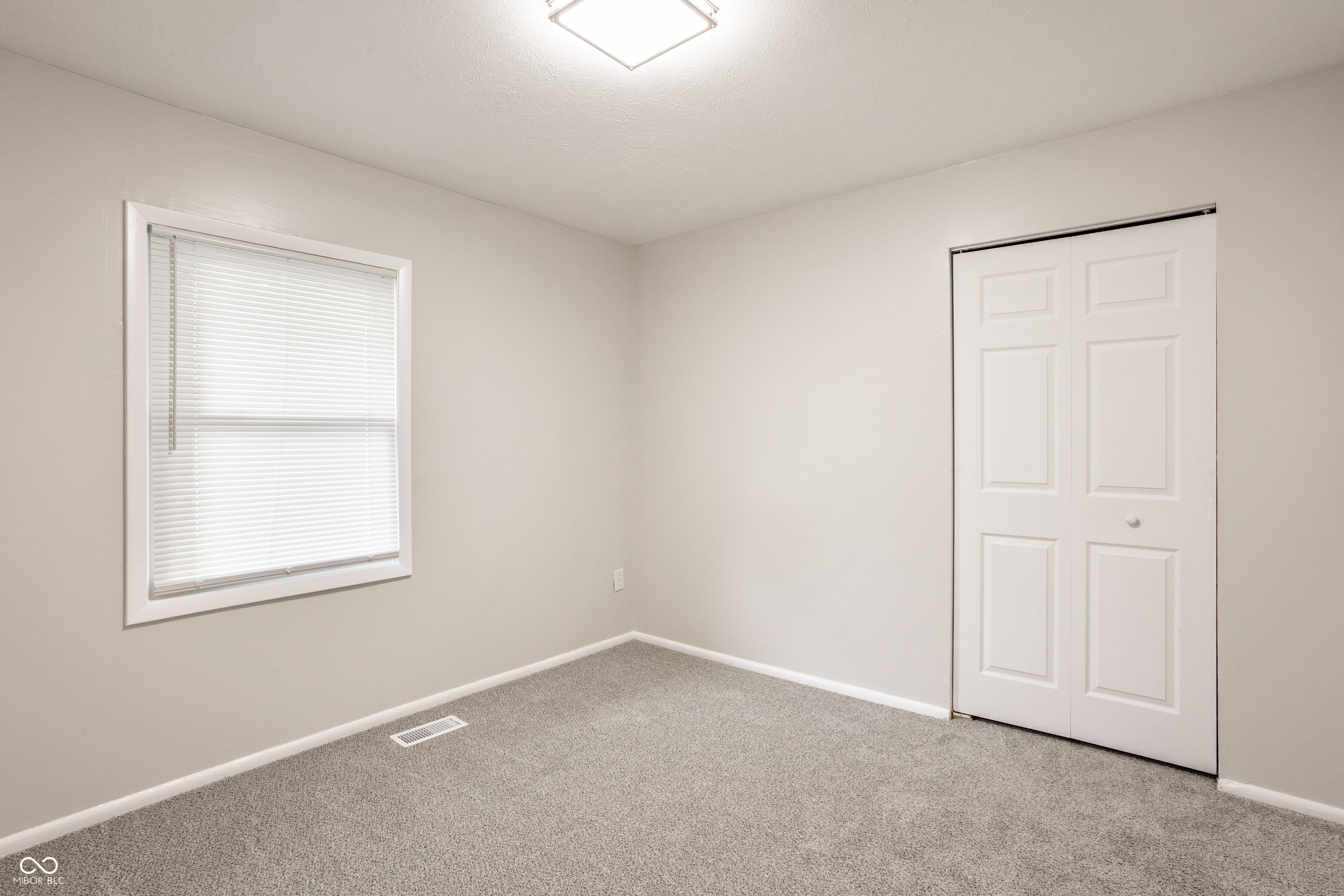 9969 Montery Road Indianapolis, IN 46235 - Photo 16 of 29