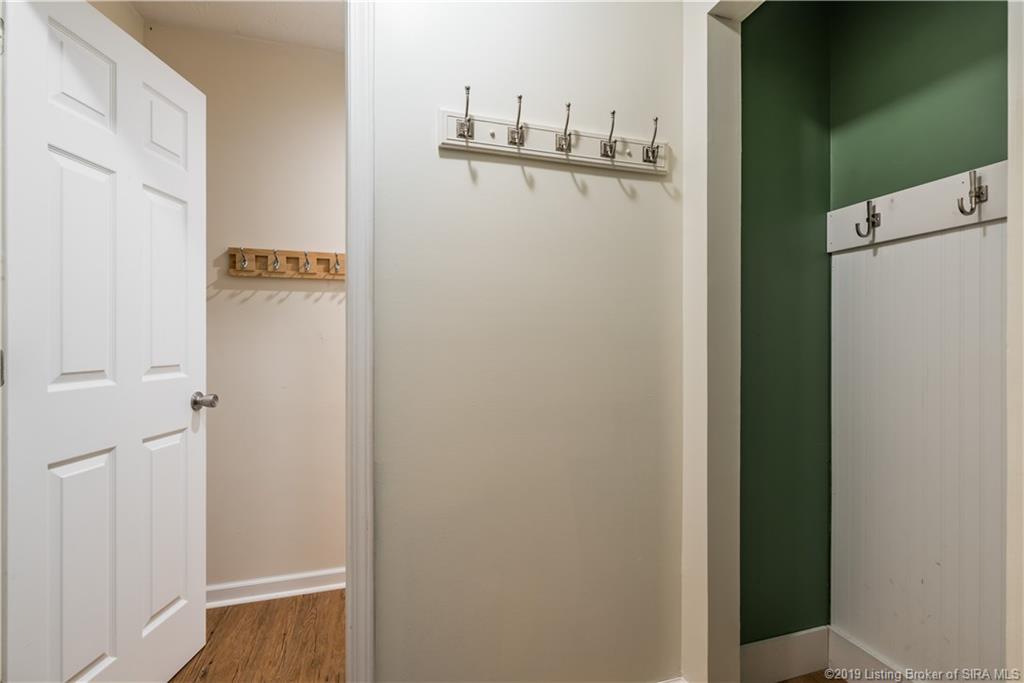 1210 Raspberry Way Jeffersonville, IN 47130 - Photo 11 of 30 Gallery Image 11
