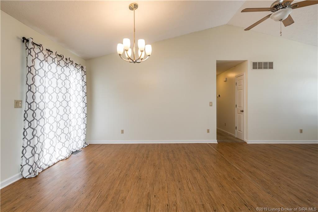 1210 Raspberry Way Jeffersonville, IN 47130 - Photo 12 of 30 Gallery Image 12