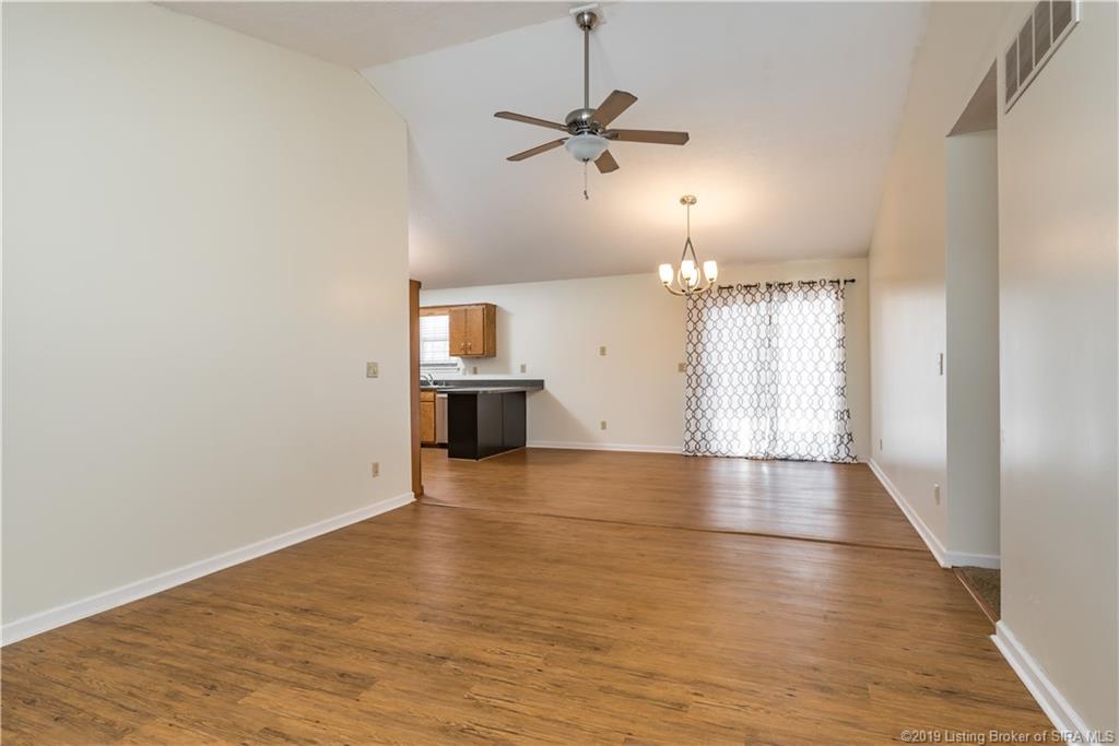 1210 Raspberry Way Jeffersonville, IN 47130 - Photo 3 of 30 Gallery Image 3
