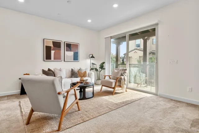 $655,000 | 4384 Nautilus Way, Unit 8, Oceanside, CA 92056